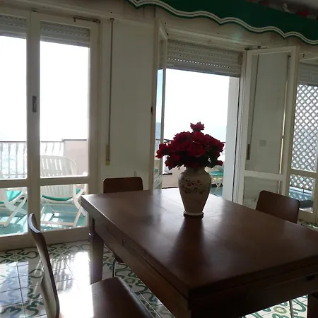 Apartmán Casa Luce By Holiday World Bogliasco